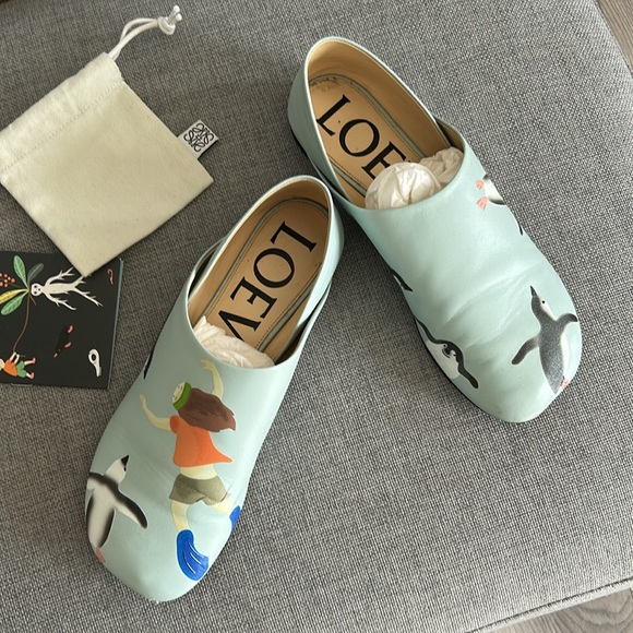 Loewe Light Blue Flats with Penguin Design - Picture 8 of 10